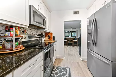 1230 SE Parkview Place, Unit #D2, Stuart, FL 34994 - Photo 11