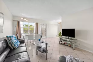 281 Fanshaw Unit, Boca Raton, FL 33434 - Photo 5