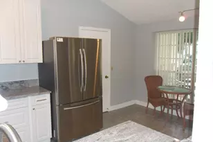 10672 Aquarius Ln, Royal Palm Beach, FL 33411 - Photo 9