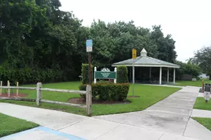 10672 Aquarius Ln, Royal Palm Beach, FL 33411 - Photo 33