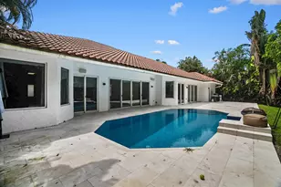 910 Parkside Cir N, Boca Raton, FL 33486 - Photo 3