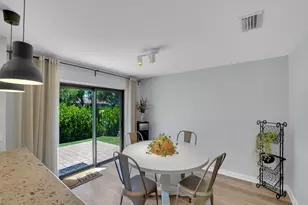 1759 Harborside Cir, Wellington, FL 33414 - Photo 21