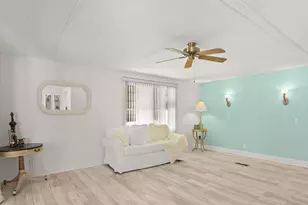 125 La Vaughn Cir, Jensen Beach, FL 34957 - Photo 15