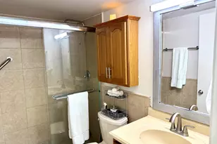 200 Village Green Cir E, Palm Springs, FL 33461 - Photo 9