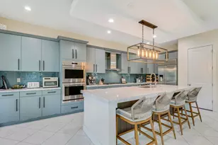 5021 Grandiflora Rd, Palm Beach Gardens, FL 33418 - Photo 9