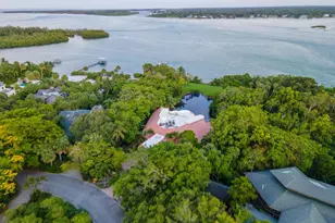 49 W High Point Rd, Sewalls Point, FL 34996 - Photo 7