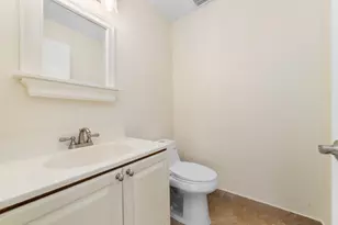 2890 NW 69th Ave, Margate, FL 33063 - Photo 11