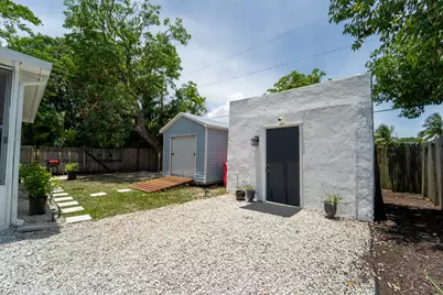 933 38th Street, West Palm Beach, FL 33407 - Photo 21