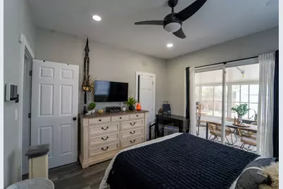 933 38th Street, West Palm Beach, FL 33407 - Photo 13