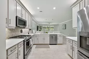 10679 SW Sunray St, Port Saint Lucie, FL 34987 - Photo 15