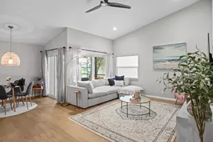 2021 NW 15th Pl, Delray Beach, FL 33445 - Photo 9