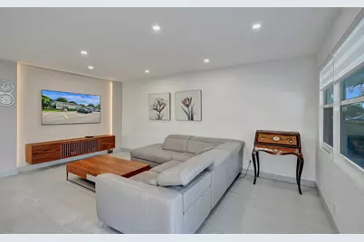 8 Richmond B, Unit #8, Deerfield Beach, FL 33442 - Photo 5