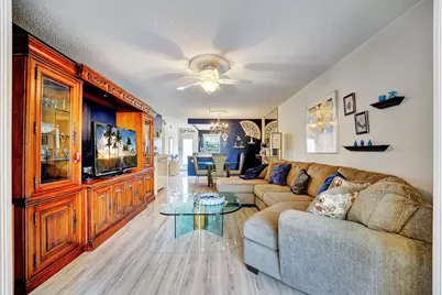 2615 NE 1st Court, Unit #204, Boynton Beach, FL 33435 - Photo 11