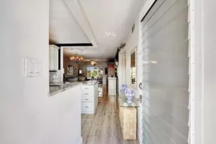 2615 NE 1st Ct, Boynton Beach, FL 33435 - Photo 3