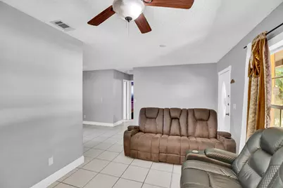 5402 Shannon Drive, Fort Pierce, FL 34951 - Photo 5