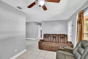 5402 Shannon Dr, Fort Pierce, FL 34951 - Photo 5