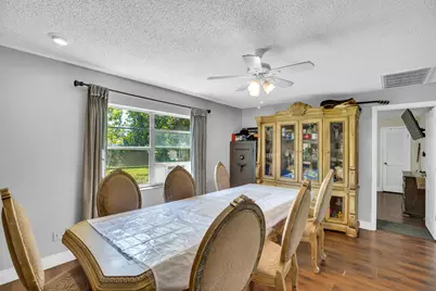 5402 Shannon Drive, Fort Pierce, FL 34951 - Photo 9