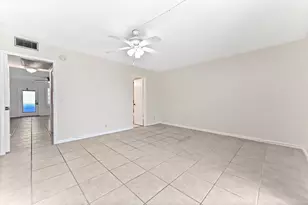 1010 Newcastle A, Boca Raton, FL 33434 - Photo 17