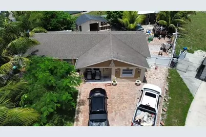 108 Fennemore Court, Fort Pierce, FL 34946 - Photo 1