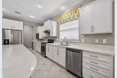 194 SE Courances Drive, Port Saint Lucie, FL 34984 - Photo 17