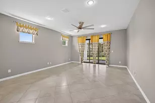 194 SE Courances Dr, Port Saint Lucie, FL 34984 - Photo 25