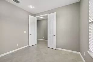 194 SE Courances Dr, Port Saint Lucie, FL 34984 - Photo 7