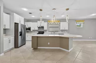 194 SE Courances Dr, Port Saint Lucie, FL 34984 - Photo 13