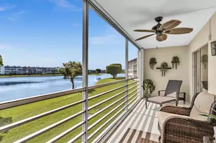 2083 Guildford E, Boca Raton, FL 33434 - Photo 9