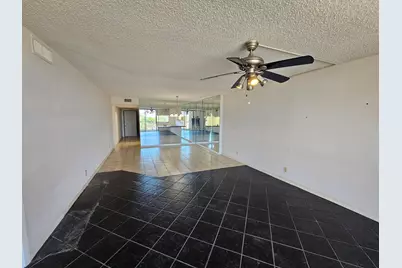 4725 Lucerne Lakes Boulevard E, Unit #413, Lake Worth, FL 33467 - Photo 3