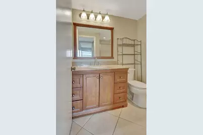 187 Normandy D, Delray Beach, FL 33484 - Photo 15