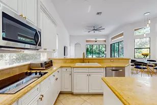 544 Edgebrook Ln, West Palm Beach, FL 33411 - Photo 17