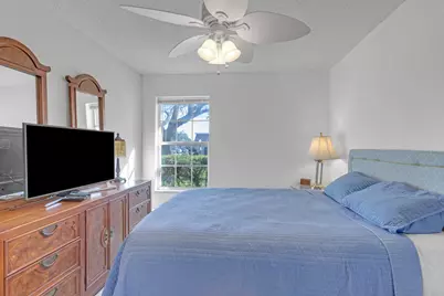 857 Worcester B Lane, Unit #B, Lake Worth, FL 33467 - Photo 25