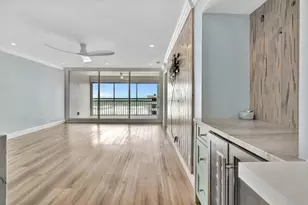 911 Ocean Dr, Juno Beach, FL 33408 - Photo 23