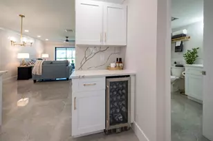 7920 Eastlake Dr, Boca Raton, FL 33433 - Photo 5