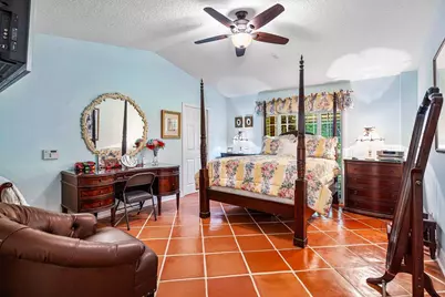 13982 Paddock Drive, Wellington, FL 33414 - Photo 11