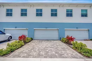 4695 SE Manatee Way, Stuart, FL 34997 - Photo 3