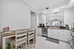 18 Harbour Isle Dr W, Hutchinson Island, FL 34949 - Photo 7