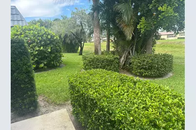 2886 Fernley Drive E, Unit #85, West Palm Beach, FL 33415 - Photo 9