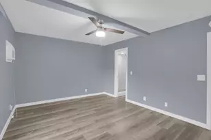 104 Mansfield C, Boca Raton, FL 33434 - Photo 11