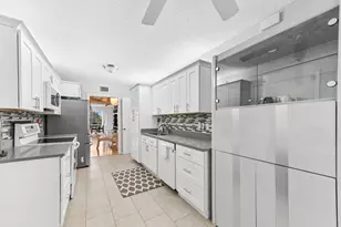 6768 10th Ave N, Lake Worth, FL 33467 - Photo 11