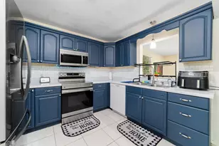 332 SE Majestic Terrace, Port Saint Lucie, FL 34983 - Photo 7