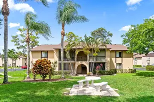 429 Pine Glen Unit, Greenacres, FL 33463 - Photo 1