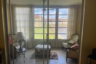 8901 Sunrise Lakes Blvd, Sunrise, FL 33322 - Photo 17