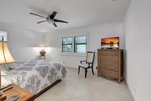 902 Foxpointe Cir, Delray Beach, FL 33445 - Photo 31