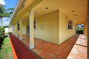 1052 W Shore Dr, West Palm Beach, FL 33406 - Photo 61