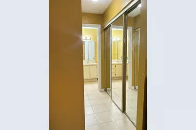 391 Springdale Circle, Palm Springs, FL 33461 - Photo 17