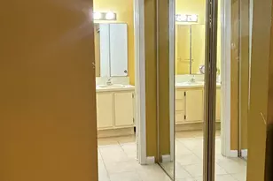 391 Springdale Cir, Palm Springs, FL 33461 - Photo 17