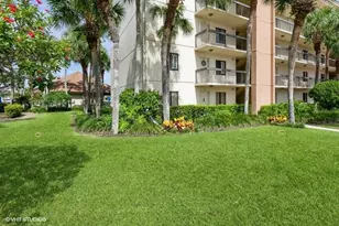 601 Seafarer Cir, Jupiter, FL 33477 - Photo 1