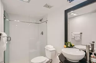 1705 Presidential Way, West Palm Beach, FL 33401 - Photo 9