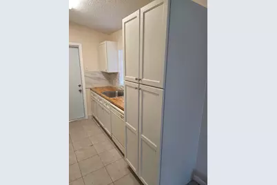 112 SE 9th Avenue, Boynton Beach, FL 33435 - Photo 9
